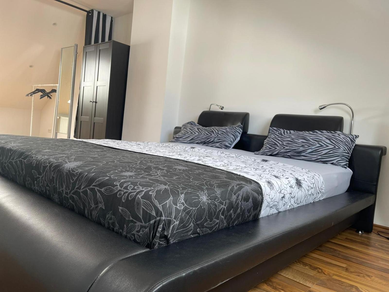 Luxurioeses Zimmer 10Min Zum Universitaet Kassel Zewnętrze zdjęcie